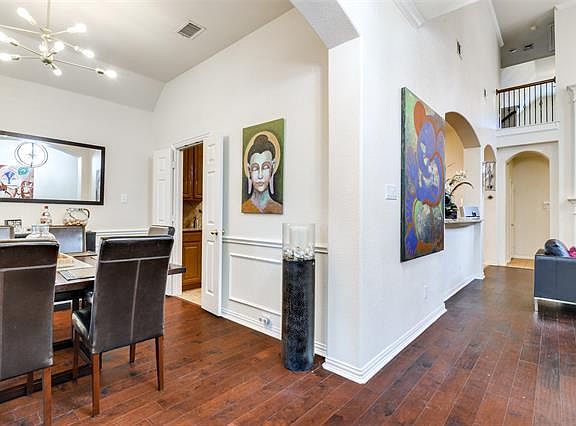 3rd image of 4670 Hearthstone Dr