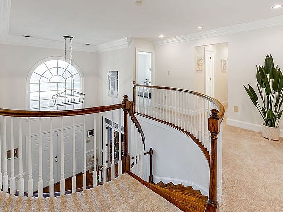 3rd image of 12900 Scrimshaw Cir