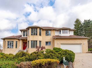 23 Woodcrest Dr, Morgantown, WV 26505