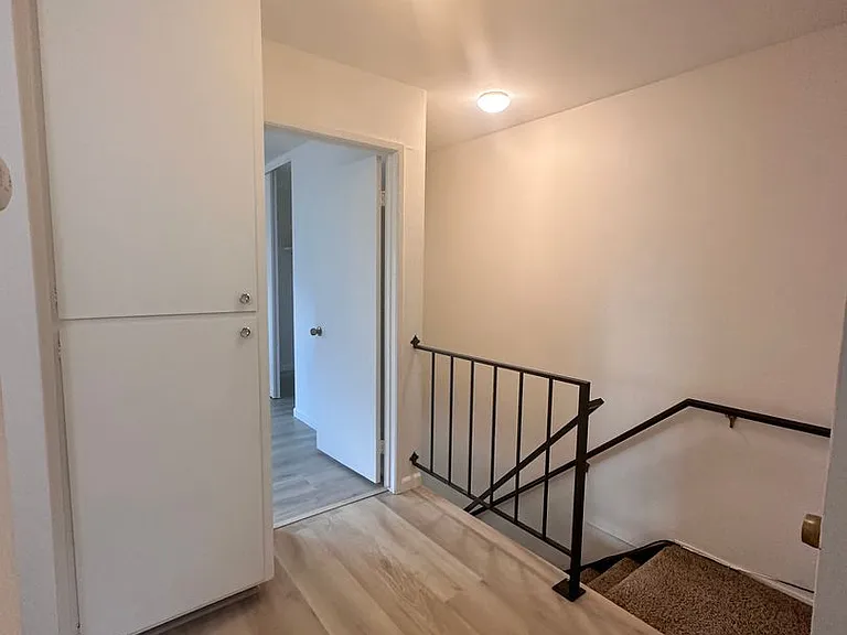 2084 Alta Loma St — Photo 15