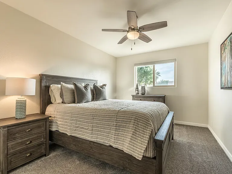 8301 E Jackrabbit Rd — Photo 11