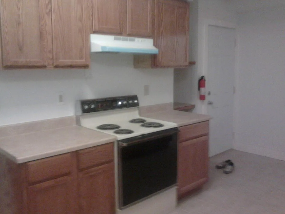 130 College Place — Photo 3