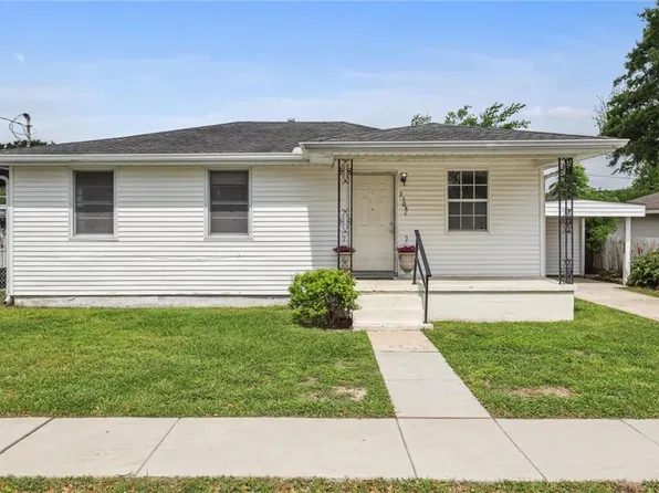 2508 Trio St, Chalmette, LA 70043