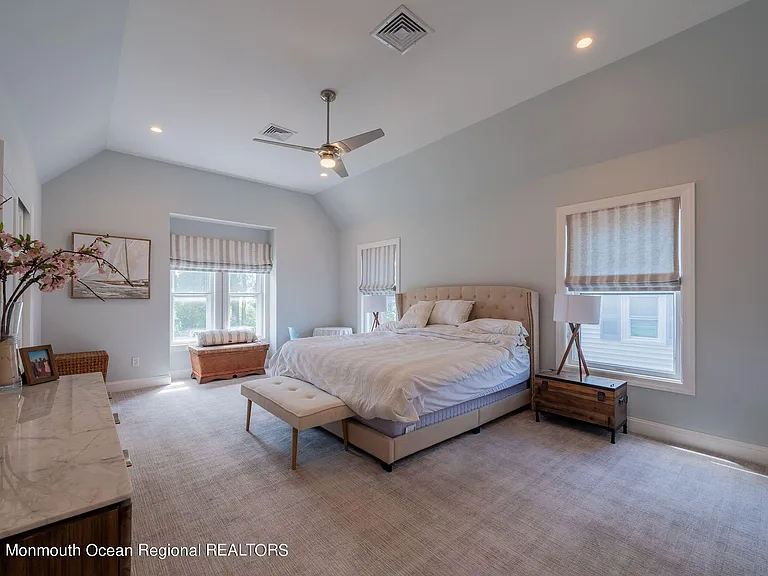 623 Brooklyn Blvd — Photo 22