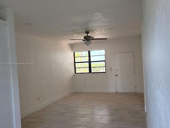 3rd image of 7710 Carlyle Ave #4
