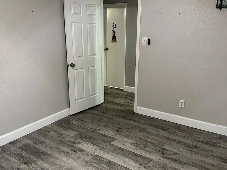 515 Shealy St — Photo 10