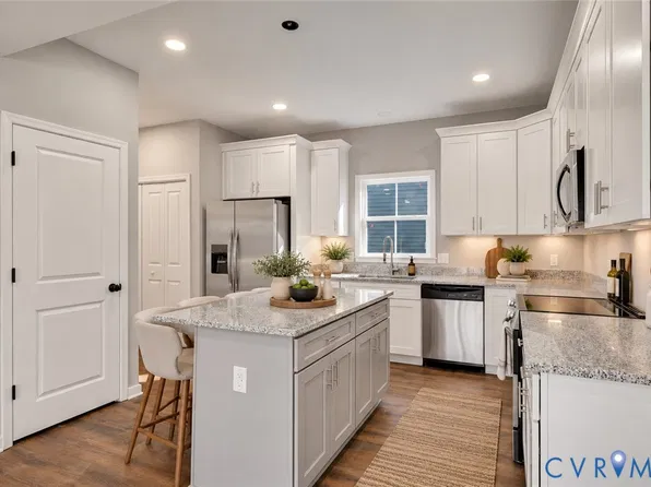 914 Diamond St, Petersburg, VA 23803
