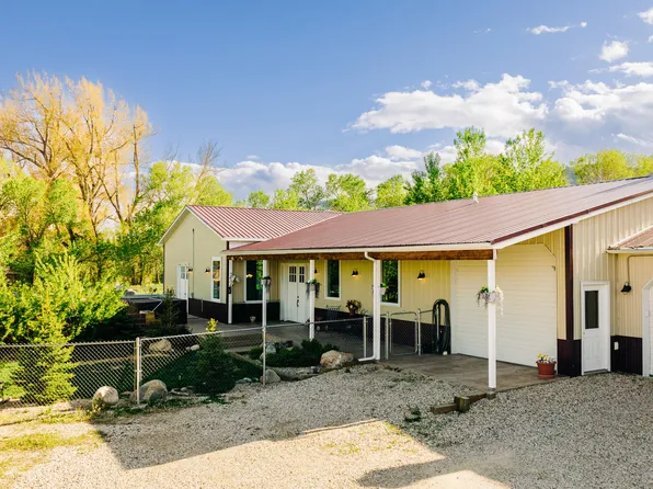 4 Gun Powder Dr, Buffalo, WY 82834