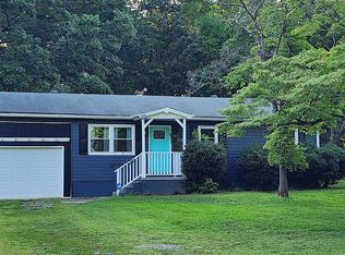 1801 Glenside Dr, Greensboro, NC 27405