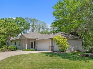 671 Waterview Cv, Eagan, MN 55123