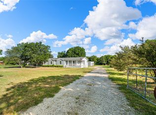 429 Eagle Ridge Rd, Mcgregor, TX 76657