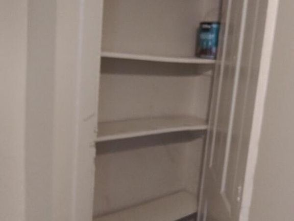 4th image of 1640 N Gilmor St #2