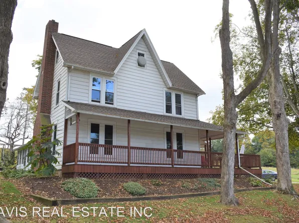 396 Mackeyville Rd, Mill Hall, PA 17751