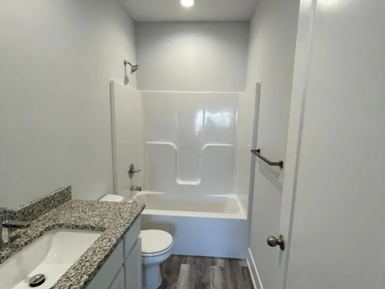 5508 Colburn Ct — Photo 8