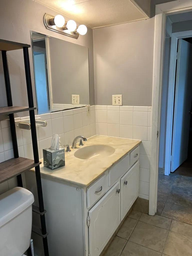 2 bed, $1,150 — Photo 4