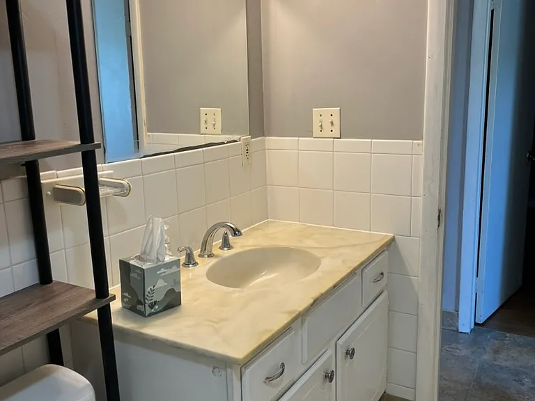 544 Ridge Ave #1 — Photo 4