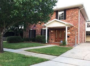 2717 Golden Dr, Chalmette, LA 70043