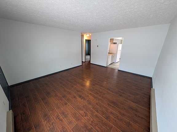 5th image of 5760 Stormcroft Ave