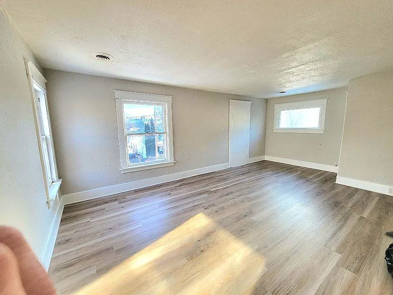424 Poplar St #2 — Photo 7