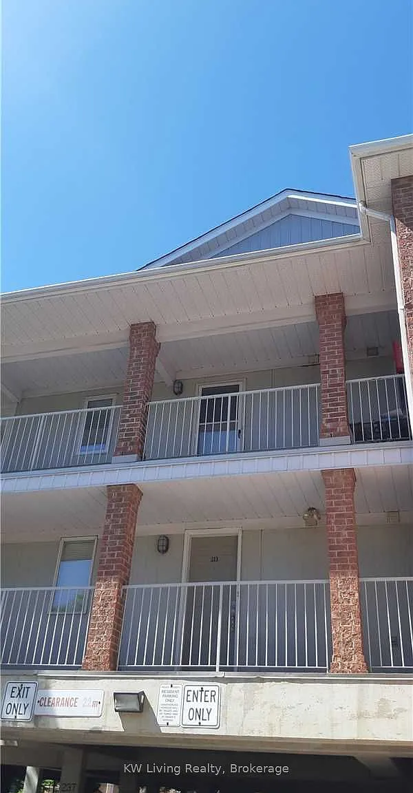 1 bed, $2,100 — Photo 2
