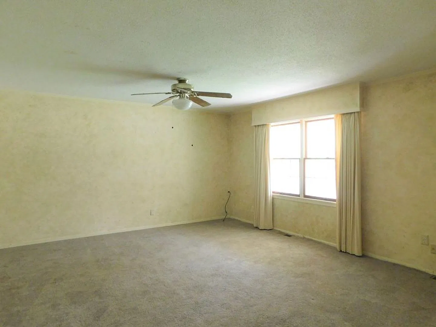 Come look at this beautiful West Side Russellville Home — Photo 4