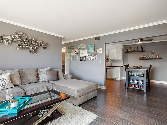 5th image of 722 Tipperary Ct APT 3A