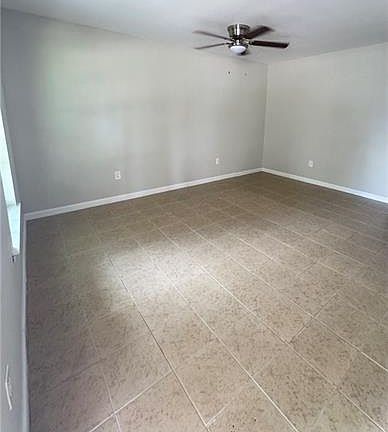 4th image of 1000 M C Moore Rd #5