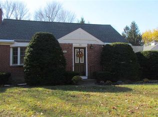 22 Albert Dr, Albany, NY 12203