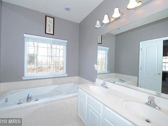 Master Bathroom with Soaking Tub, and dual vanity