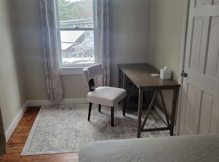 69 Sturbridge Rd, Holland, MA 01521