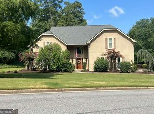 12080 Magnolia Crescent Dr, Roswell, GA 30075