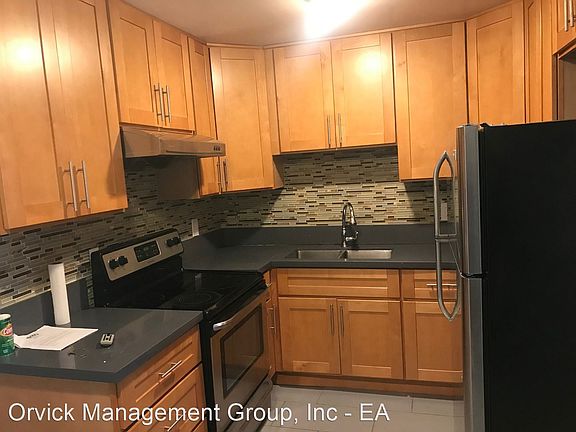 3rd image of 5304 Van Fleet Ave #3