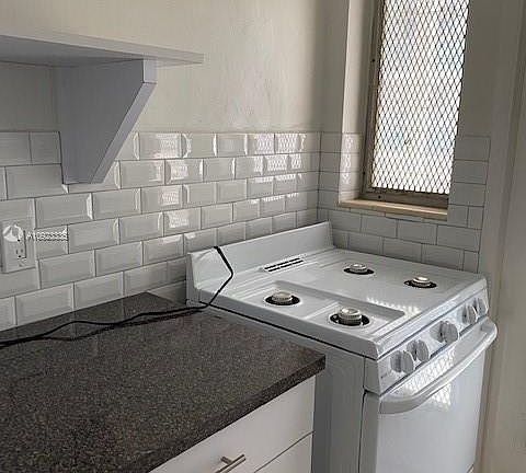 4th image of 1240 11th St APT 3
