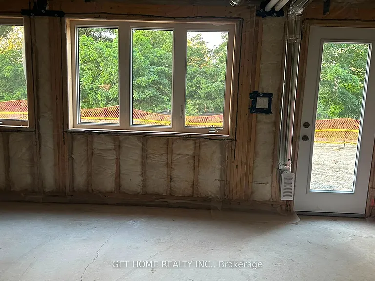 73 Paradise Way — Photo 21