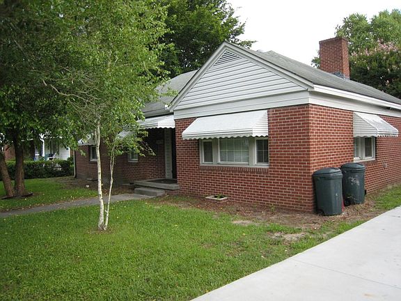 2nd image of 1911 E 4th St