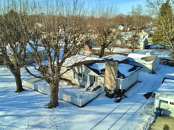 3rd image of 1015 N Audobon Dr