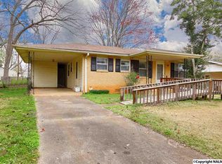 3018 Holiday Dr SW, Huntsville, AL 35805