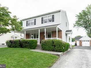 1022 9th Ave, Folsom, PA 19033