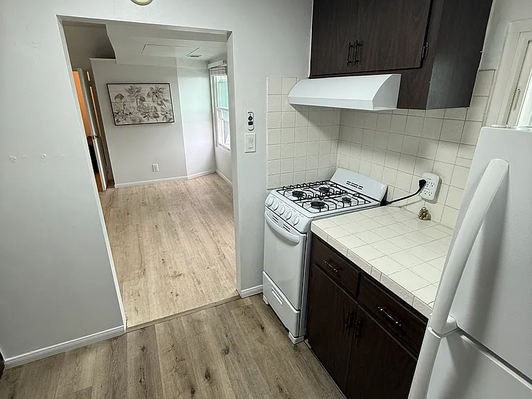 2247 Brant St #2 — Photo 12
