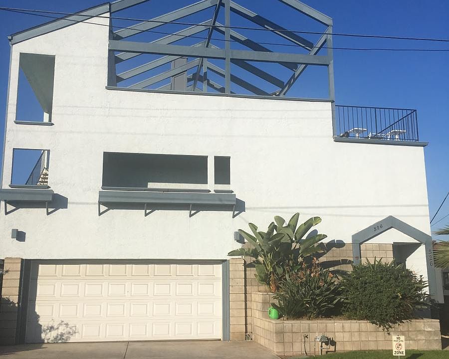 front of the property 526 11th St.