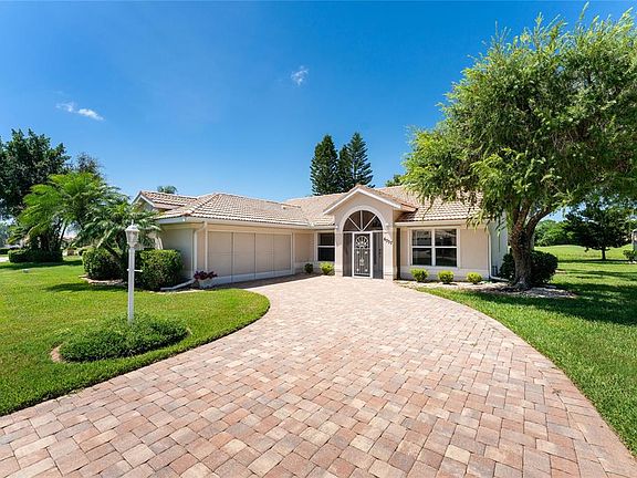 2nd image of 6757 Greenview Ln