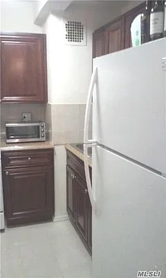Rented by Winzone Realty Inc | media 5