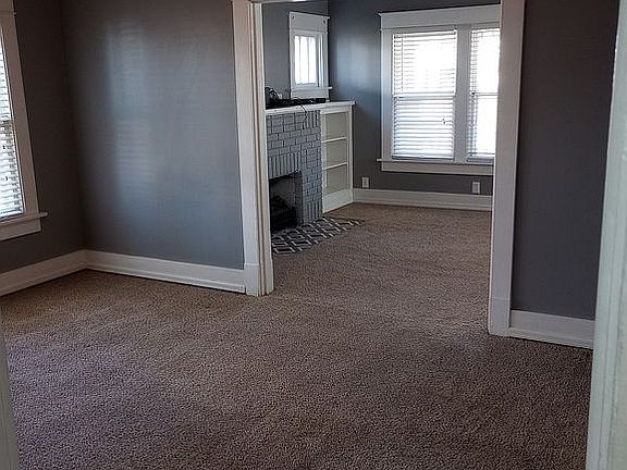 4th image of 1059 S Redman Ave