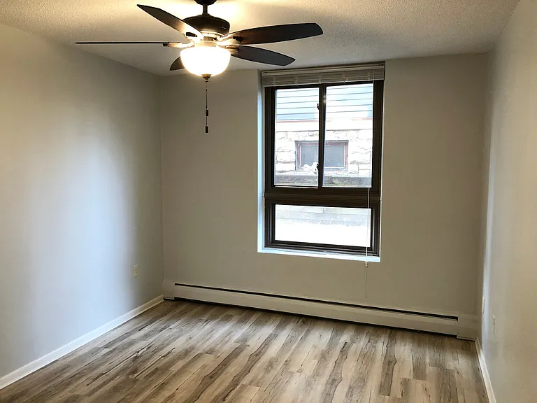 2500 Colfax Apartments — Photo 35
