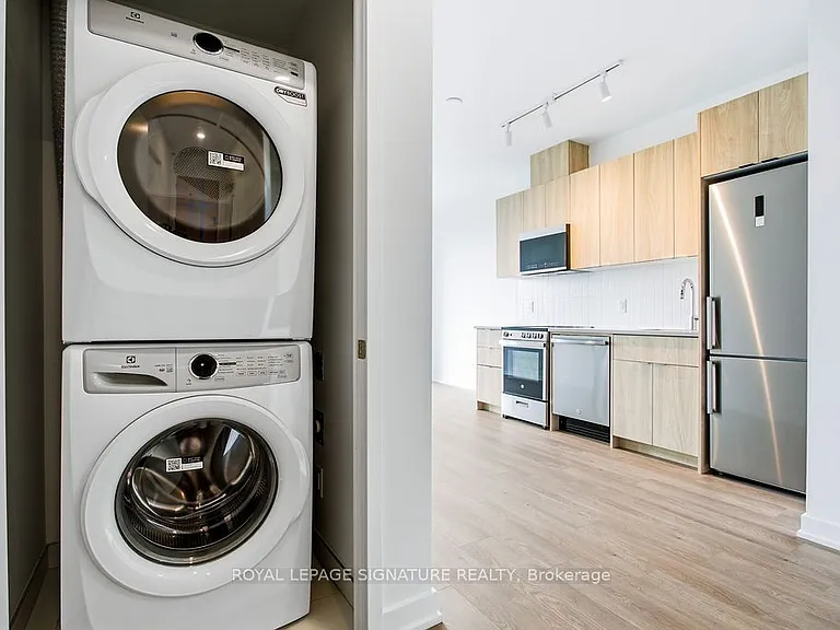 1660 Bloor St W #1204 — Photo 6