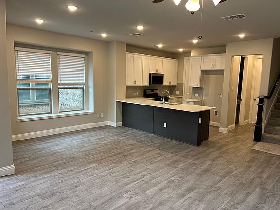 2nd image of 4716 Ladrillo Ln
