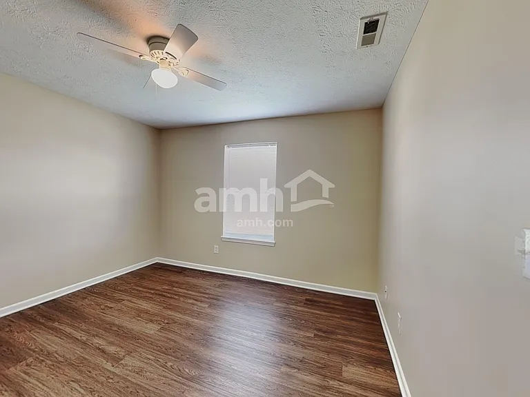 8193 Tasman Dr — Photo 17