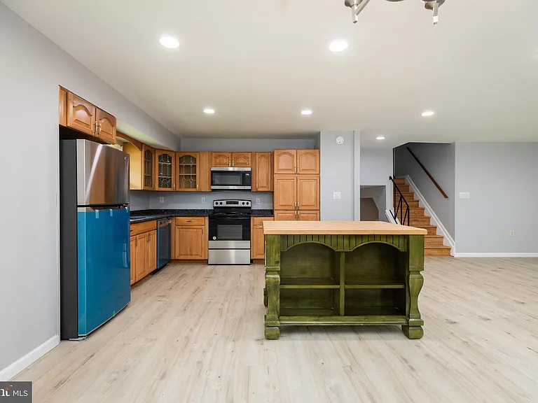 1419 Emory Rd — Photo 11