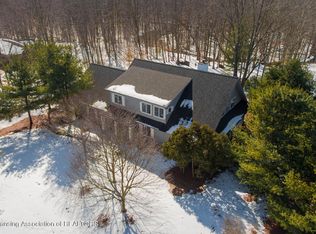9201 Shady Ridge Dr NE, Sparta, MI 49345