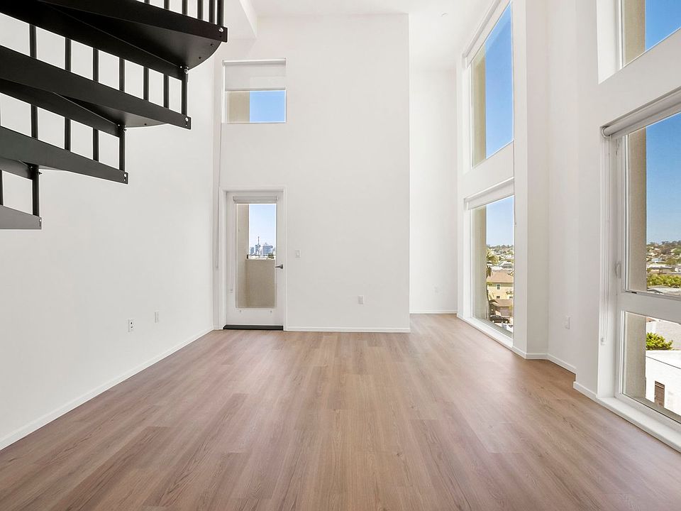 1st image of 2283 Ocean View Blvd #201